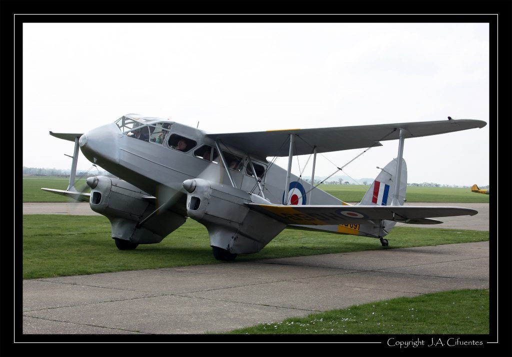 De Havilland DH.89A Dragon Rapide (HG691)