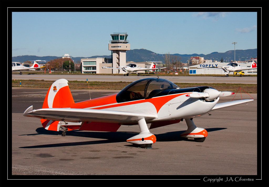  CAP-10B (EC-FVK) del Aeroclub Barcelona-Sabadell.