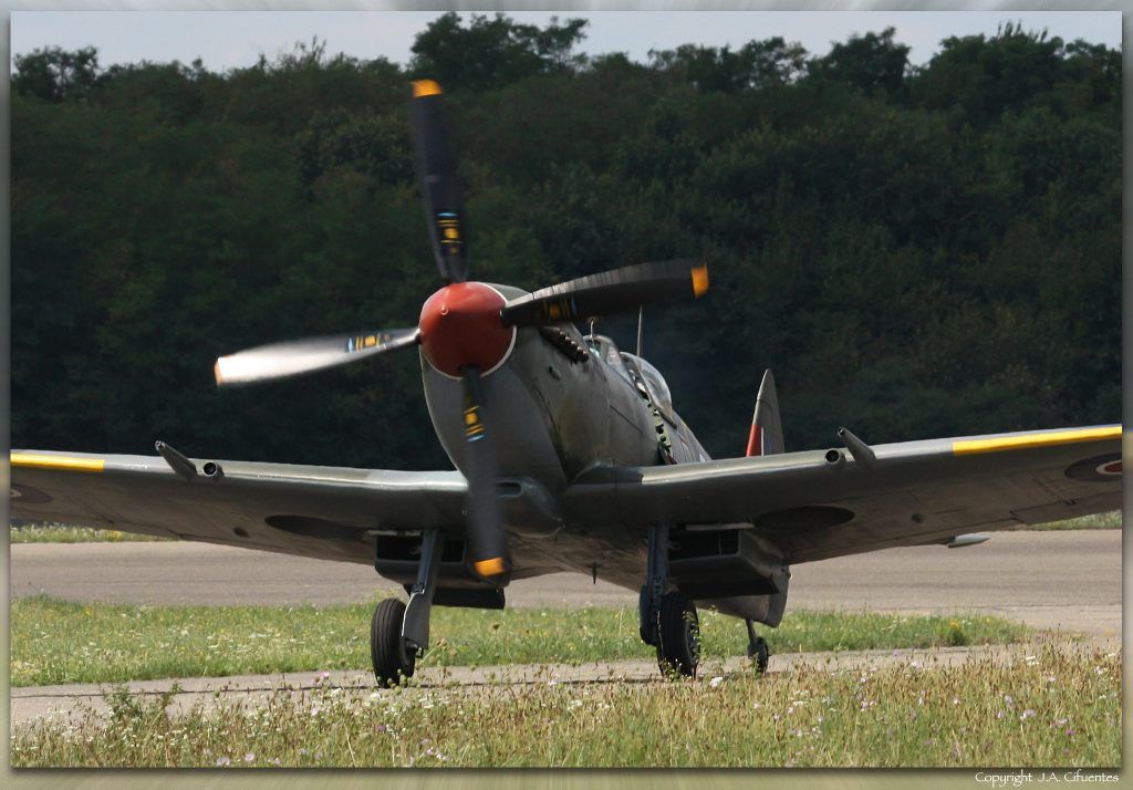 Supermarine Spitfire Mk.XVIe TE184.