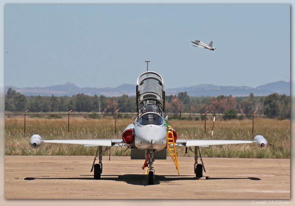 Northrop F-5B del Ala 23 del Ejército del Aire.
