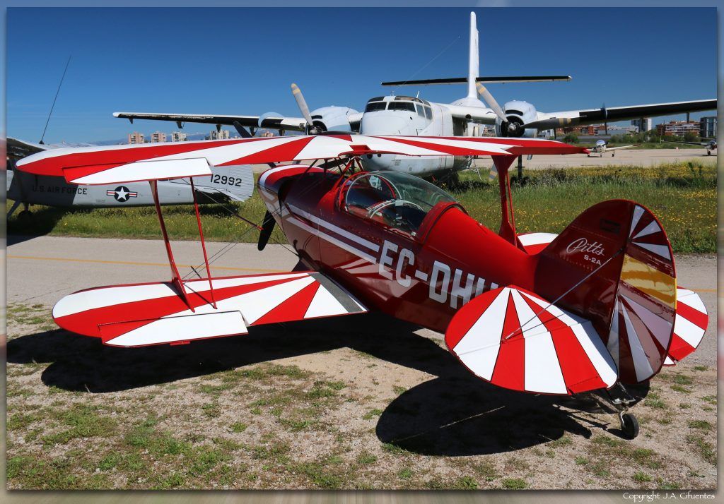 Pitts S2A Special (EC-DHU).