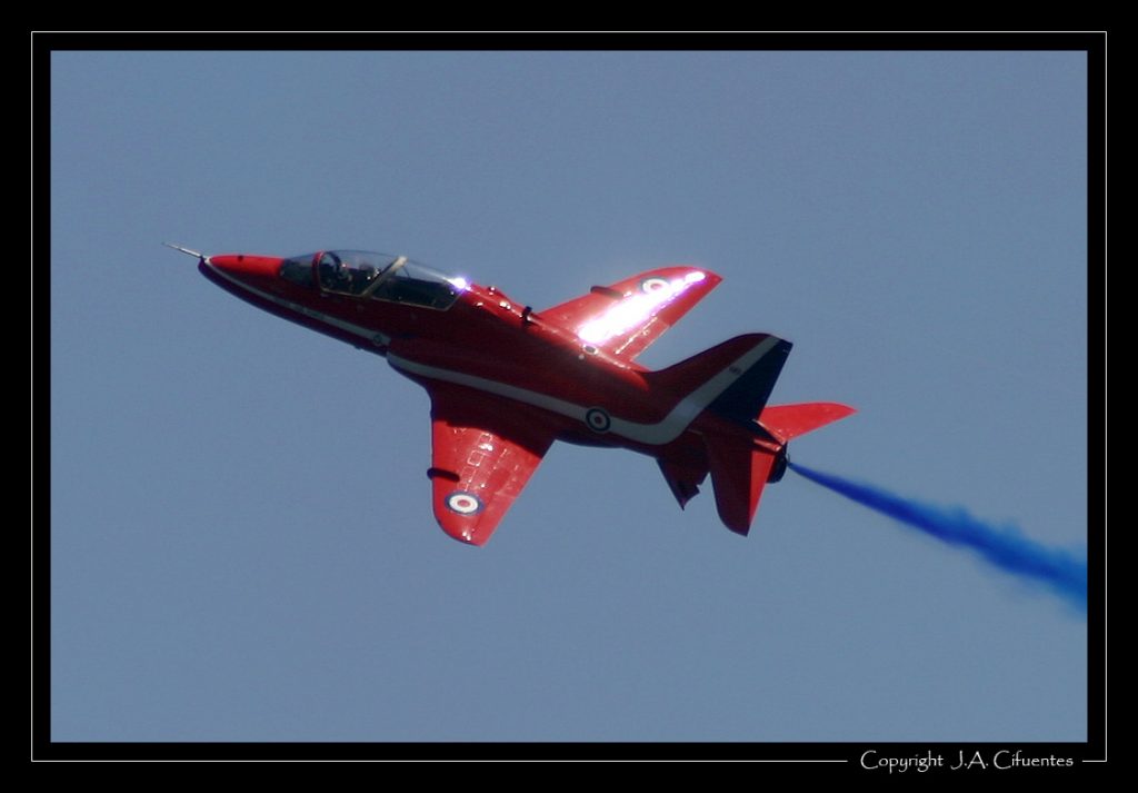 British Aerospace Hawk de los "Red Arrows" de la Royal Air Force.
