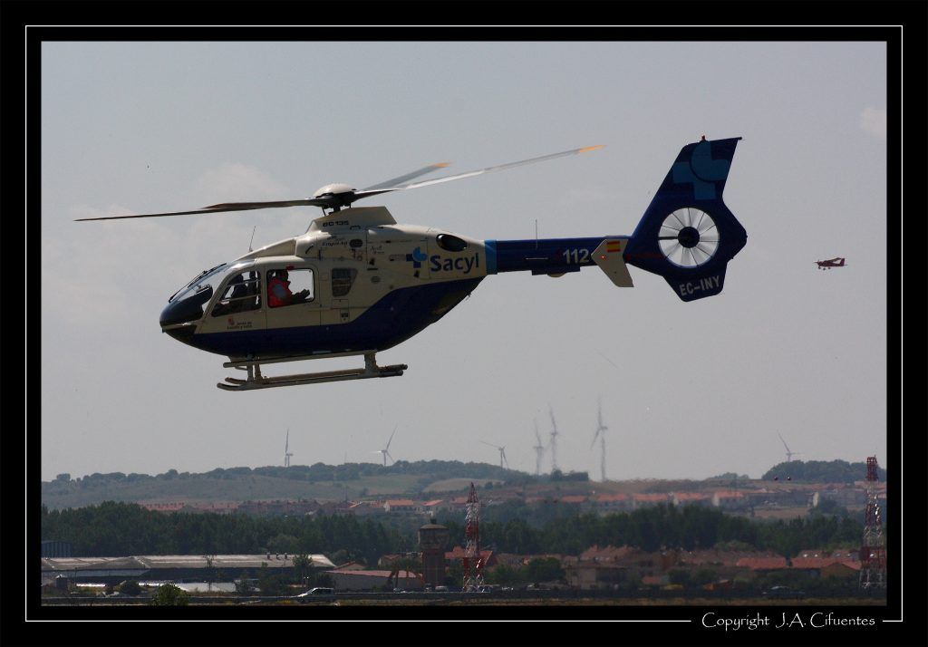 Eurocopter EC-135T2 de (EC-INY) de Coyot Air operado para el Servicio de Salud de Castilla y León.