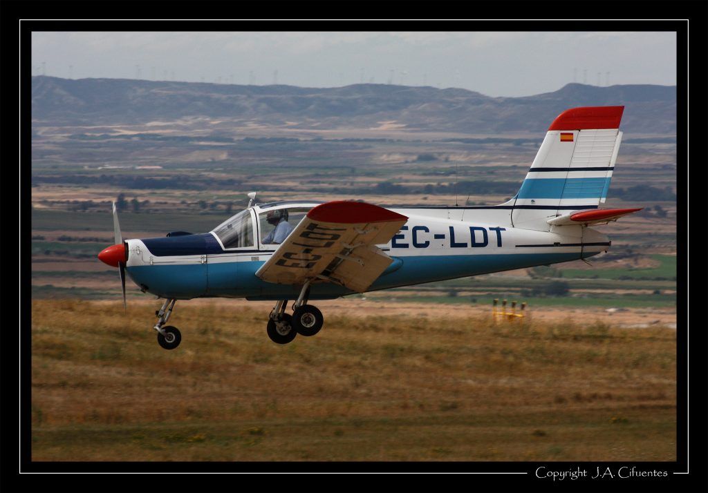 Morane Saulnier MS893A Rallye 180 EC-LDT del Aeroclub Nimbus de Vuelo a Vela.
