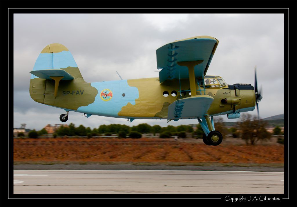 Antonov An-2 (SP-FAV)