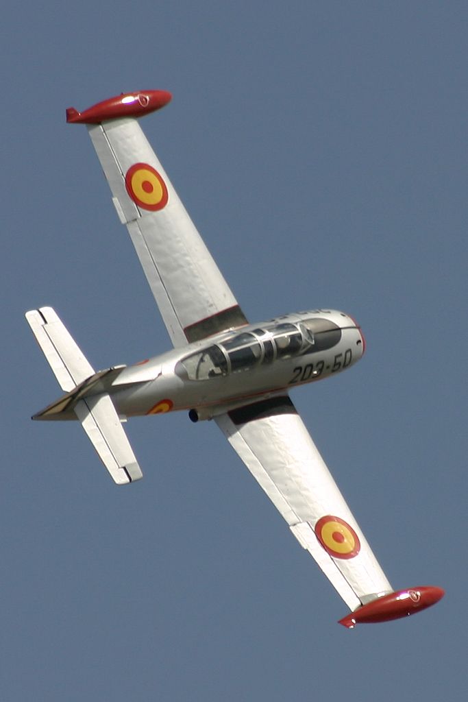 Hispano Aviación HA-200-D Saeta (EC-DXR).