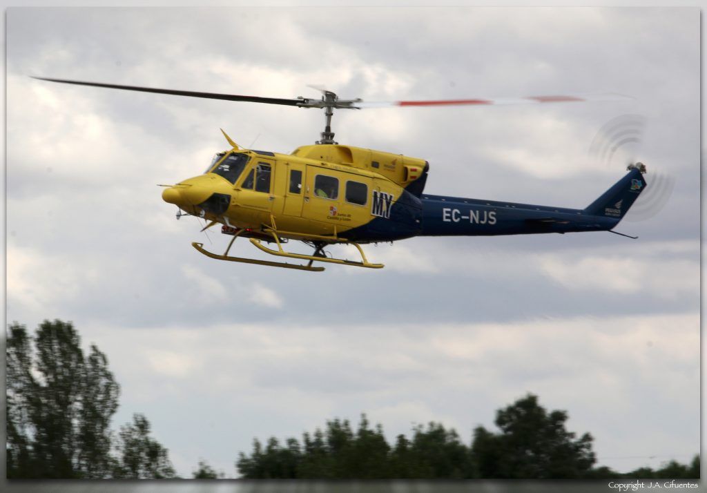Bell 212 (EC-NJS).