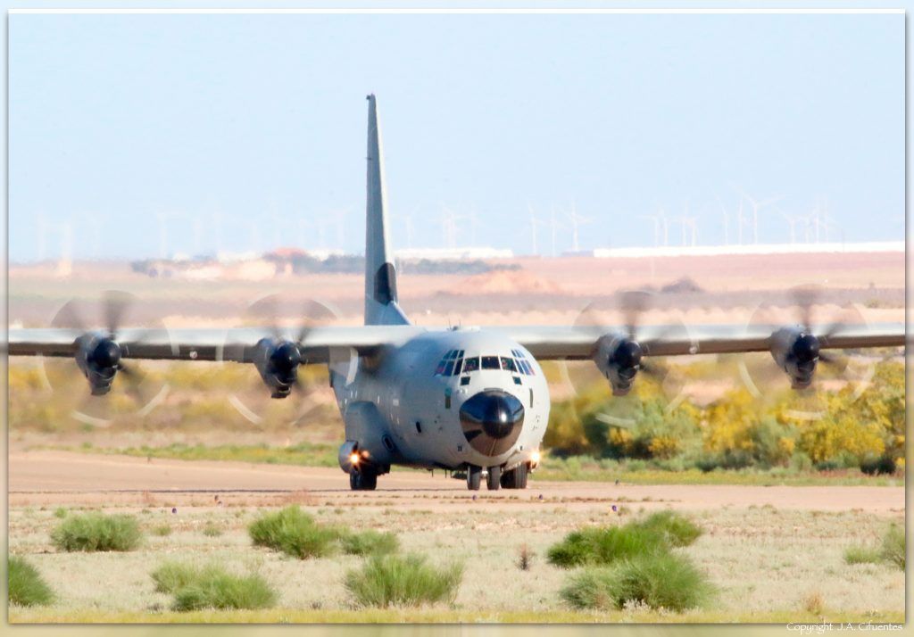 Lockheed Martin C-130J Super Hercules de la Aeronautica Militare Italiana.​