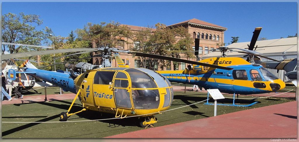 Aerospatiale SA.319B Alouette III "EC-CBY" y Aerospatiale AS-355N Ecureuil II (EC-KXU) de la DGT.