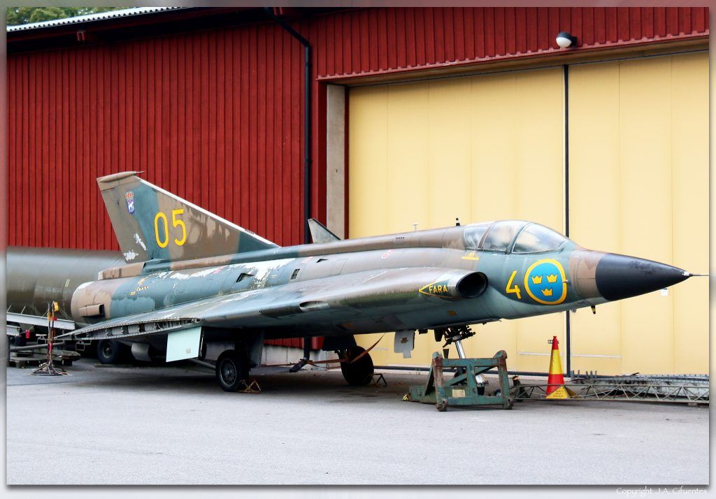 Saab 35 Draken - S 35E.